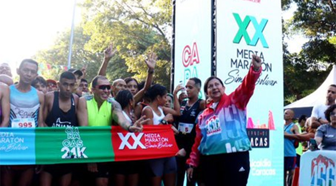 Caracas cierra semana aniversaria con la XX Media Maratón Simón Bolívar