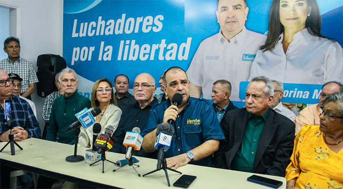 Vente Venezuela presenta al comando de campaña de María Corina en el Zulia