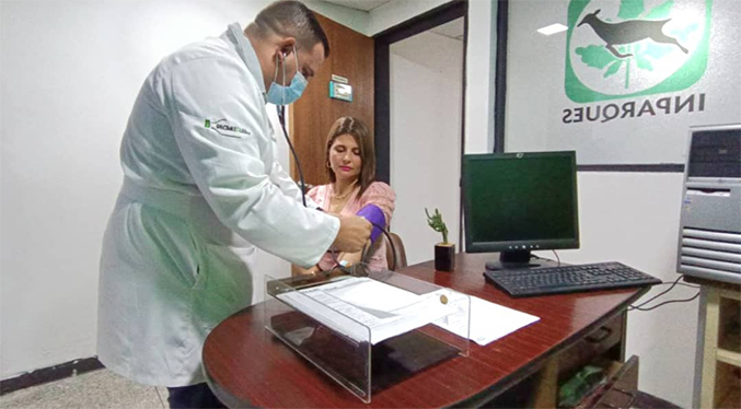 Ministro Josue Lorca reinaugura sala de Servicios Médicos «José Gregorio Hernández» para trabajadores del Minec Zulia