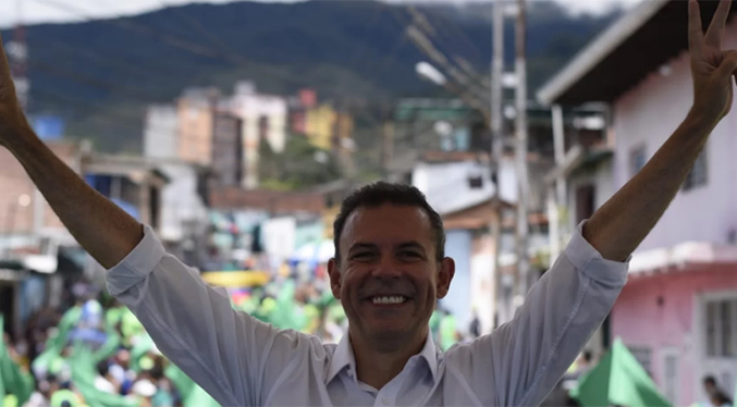 Roberto Enríquez asevera que se superarán retos en la primaria ante «golpe bajo» recibido
