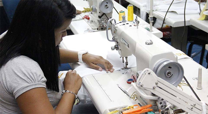Industria del vestido: Urge nuevas medidas económicas eficientes