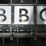 El presidente de la BBC envió carta de disculpa a Trump por montaje engañoso de discurso