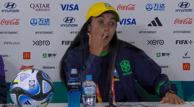 La brasileña Marta llora al hablar sobre la evolución del fútbol femenino