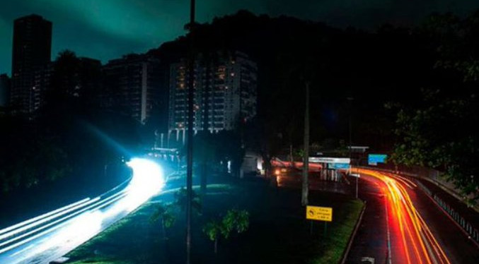 Un apagón deja sin electricidad a 25 estados y el Distrito Federal de Brasil