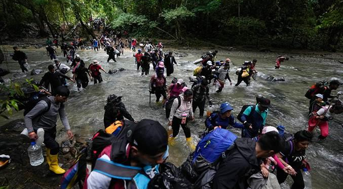 Panamá culpa a entes internacionales de la avalancha migratoria del Darién