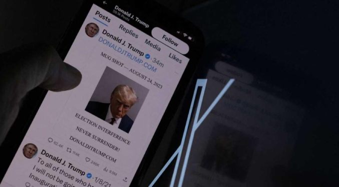 Trump regresa a X, antes Twitter, para publicar su ficha policial