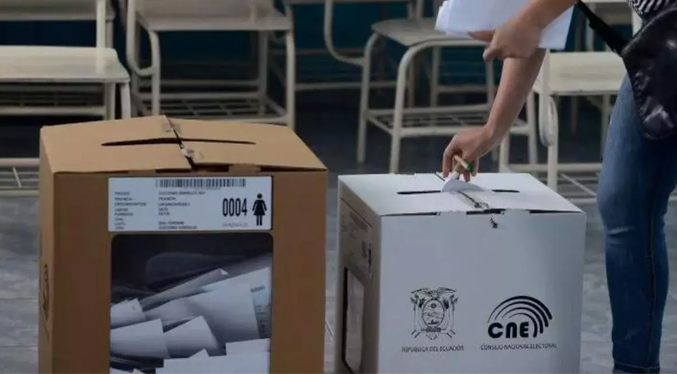 Ecuador busca recuperar la tranquilidad en las urnas de votación