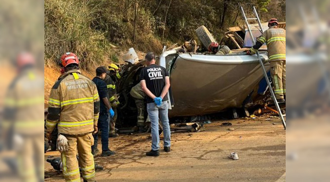 Siete hinchas de Corinthians mueren en un accidente de tránsito en Brasil, decenas heridos