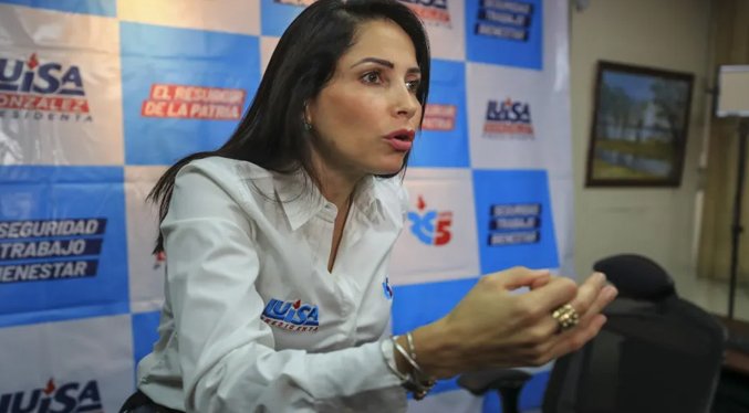 La candidata del correísmo Luisa González, encabeza el conteo de votos escrutados en Ecuador