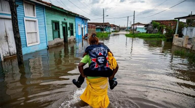 Huracán Idalia dejó inundaciones y apagones a su paso por Cuba