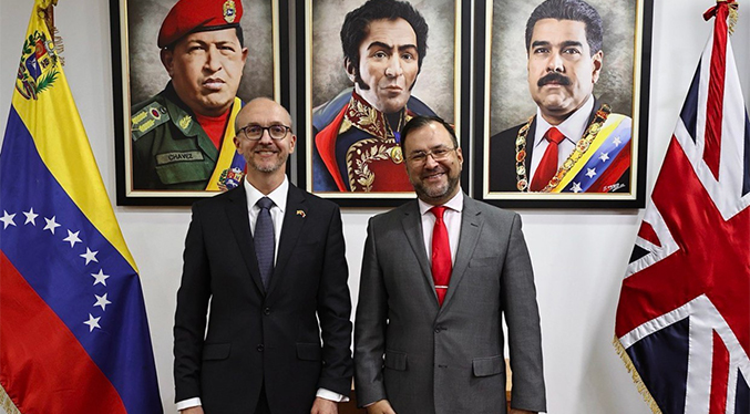 Yván Gil se reune con el nuevo encargado de negocios de Reino Unido en Venezuela