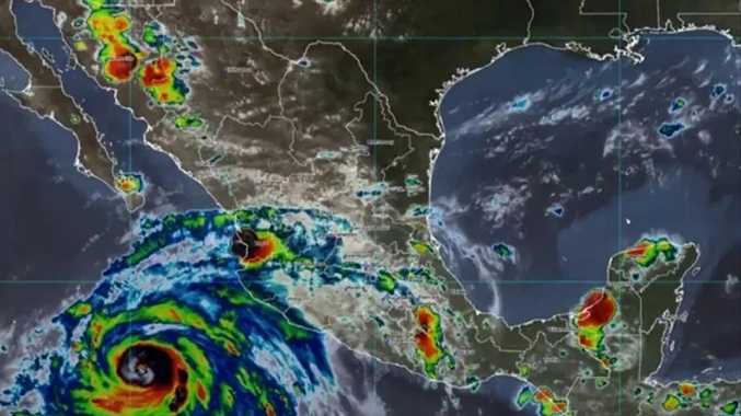 EEUU se prepara para recibir impacto del huracán Hilary este fin de semana