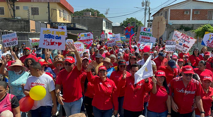 Maduro saluda movilizaciones del pueblo en Monagas, La Guaira, Portuguesa y Aragua