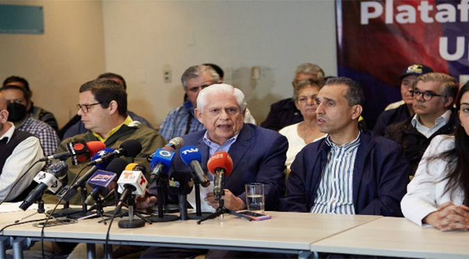 Plataforma Unitaria aprueba propuesta de Capriles de discutir normas de sustitución por inhabilitaciones