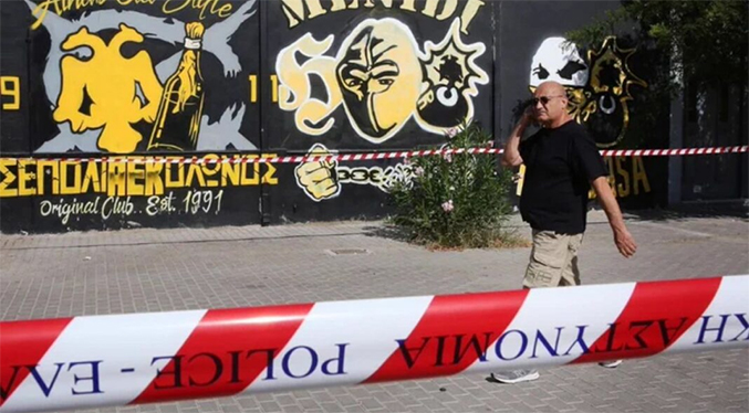 UEFA pospone el AEK Atenas vs Dinamo Zagreb por incidentes violentos