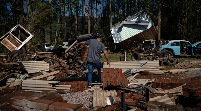 Asciende a 40 el número de fallecido por el ciclón en Brasil