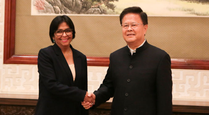 Vicepresidenta Delcy Rodríguez revisa acuerdos de alto nivel con China