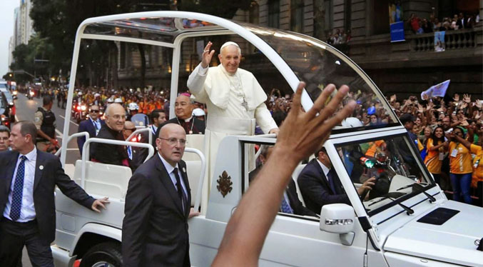 El papa Francisco saludará a los marselleses desde el papamóvil el próximo 23-S en Francia