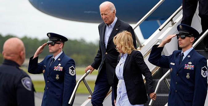 Biden llega a Florida para evaluar los daños causados por el huracán Idalia
