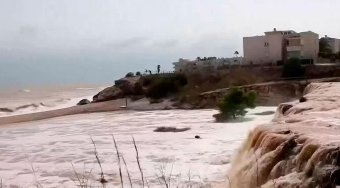 Reportan una persona fallecida por lluvias en España