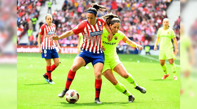 Futbolistas de la liga femenina española levantan la huelga tras un acuerdo salarial