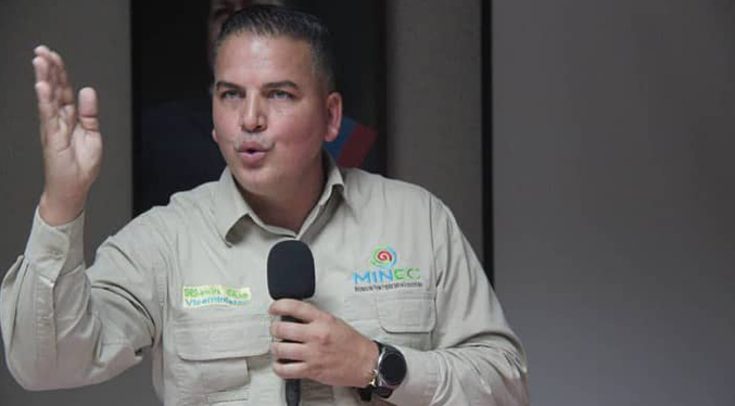 Ministerio de Ecosocialismo realiza sustitución de oleoductos en el Lago de Maracaibo