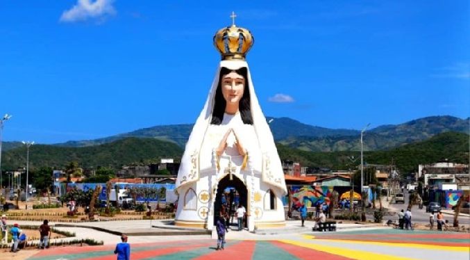 Inauguran el monumento más grande a la Virgen del Valle en Carúpano