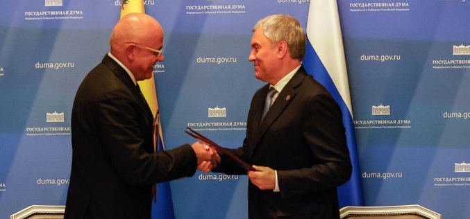 Parlamentos de Venezuela y Rusia firman acuerdo de cooperación