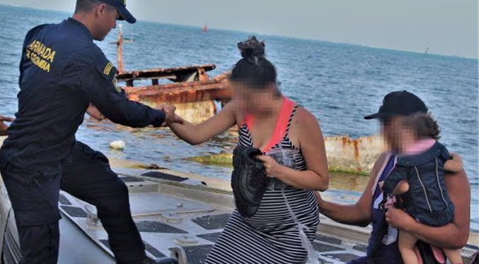 Rescatan a 19 migrantes venezolanos cerca a la isla de San Andrés