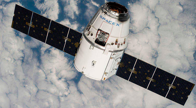 Satélite espacial SpaceX se desintegró sobre Puerto Rico arrojando basura espacial