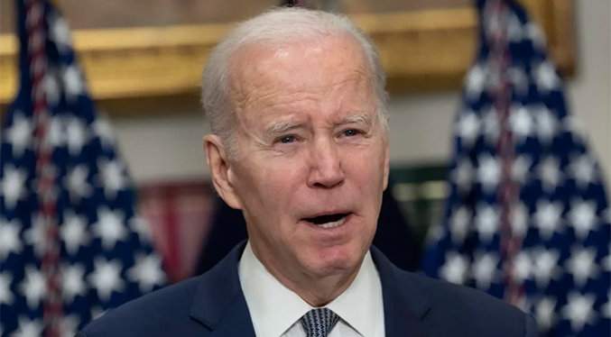 Biden anuncia que EEUU seguirá bombardeando a los hutíes