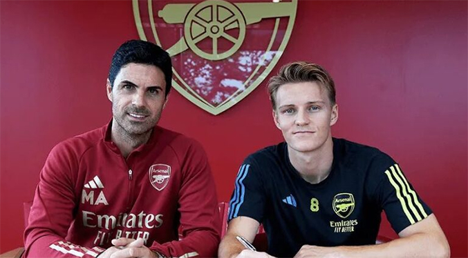 Odegaard renueva con el Arsenal hasta 2028