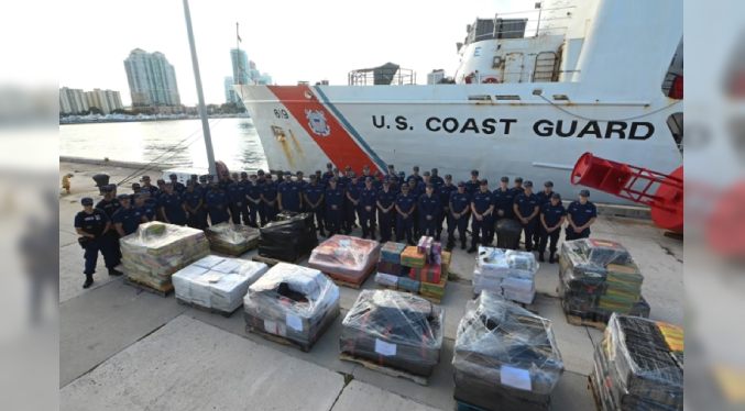 La Guardia Costera de EEUU decomisa cocaína valorada en $160 millones en el Caribe