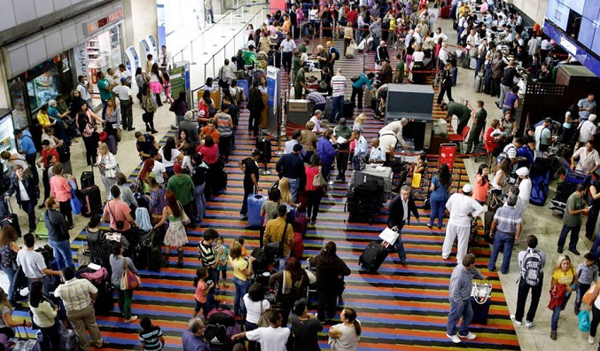 Equilibrium Cende: 31 % de los venezolanos mayores de edad tiene intenciones de emigrar este año