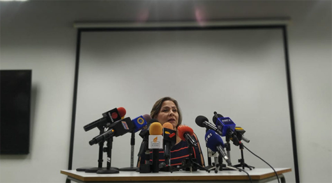 Uzcátegui dice que suspender primarias evitaría a la oposición irse al «despeñadero»