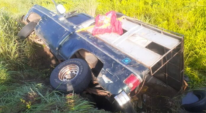 Vuelco de un carro con gasolina deja dos menores heridos en Perijá