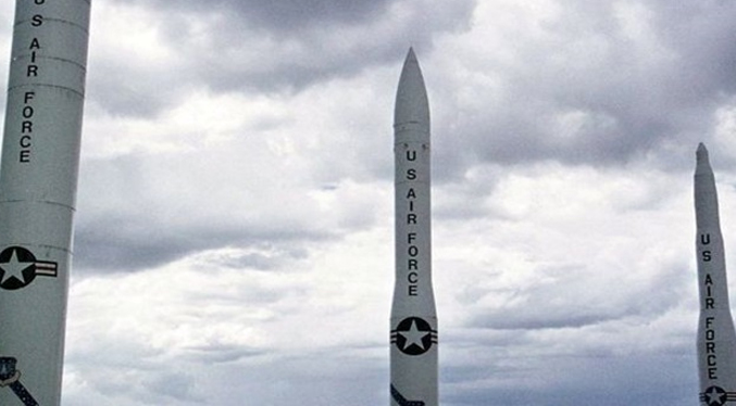 EEUU quiere modernizar su arsenal nuclear con una nueva bomba aérea