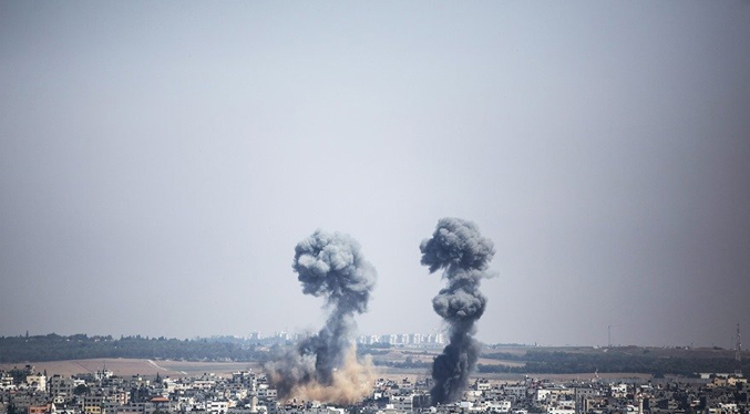 Un total de 7.703 personas murieron por bombardeos en Gaza