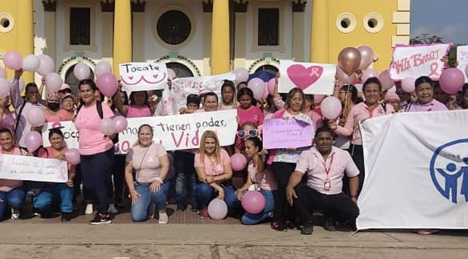 Barrio Adentro Zulia y el IVSS realizan caminata por la prevención del cáncer de mama
