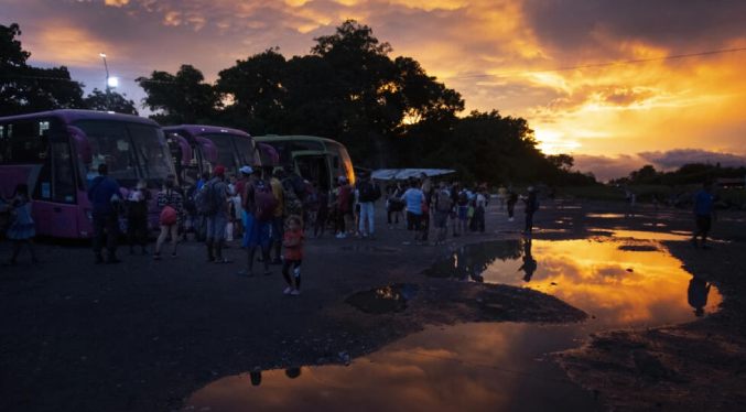 Costa Rica abre centro para migrantes en frontera sur con Panamá