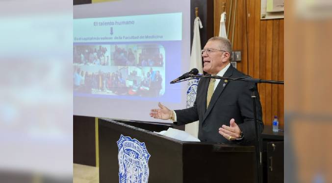 El decano de la Facultad de Medina presenta su informe de gestión 2019 – 2023