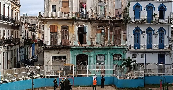 El derrumbe de un edificio en Cuba evidencia nuevamente el estado de sus infraestructuras