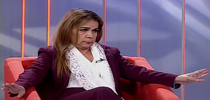 Iris Varela dice que Corina Yoris no se puede inscribir porque tiene doble nacionalidad