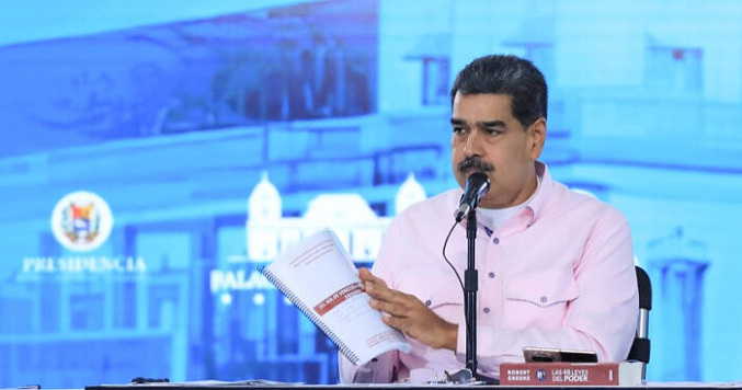 Maduro crea consejo especial para combatir «planes contra la paz» en Venezuela