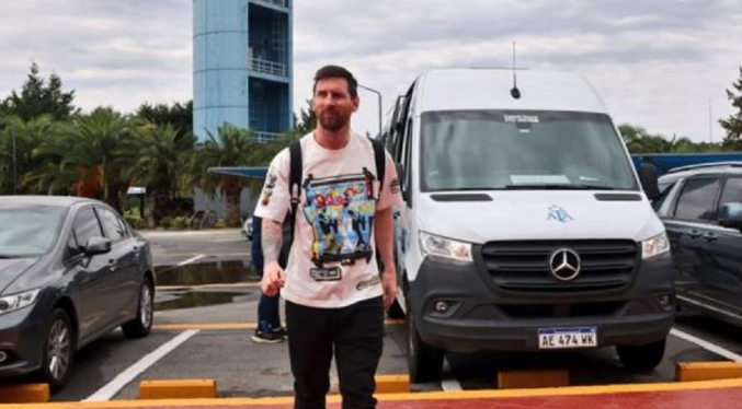 Messi llega a Argentina para la doble fecha de las Eliminatorias