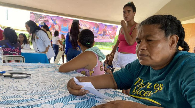 Gran Misión Venezuela Mujer atiende a pescadoras de Brión