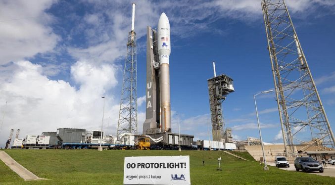 Amazon lanzará sus dos primeros satélites de prueba para suministrar Internet