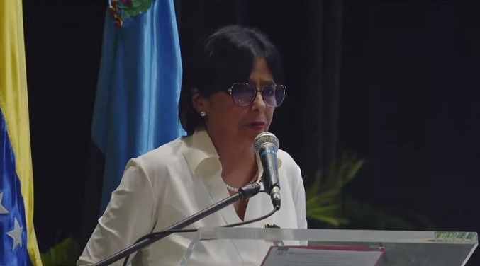 Delcy Rodríguez: Zulia consolida unidad del pueblo venezolano en defensa del Esequibo