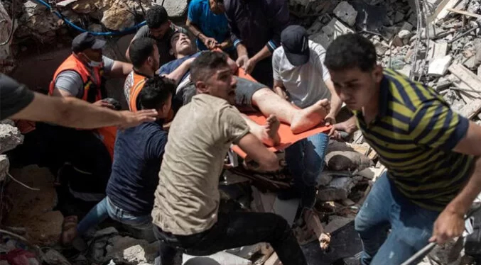 Muertos en Gaza ascienden a 10.320, entre ellos 4.237 niños