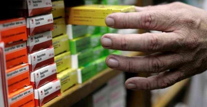 Consumo del sector farmacia creció casi 9 % en 2023